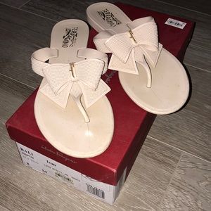 Salvatore Ferragamo size 8 jelly sandal